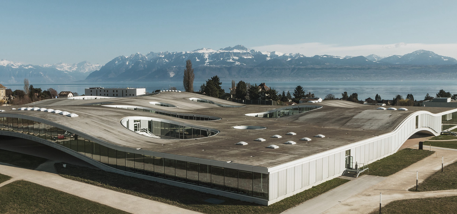 The Swiss Federal Institute of Technology in Lausanne (École polytechnique fédérale de Lausanne) – Study in Switzerland